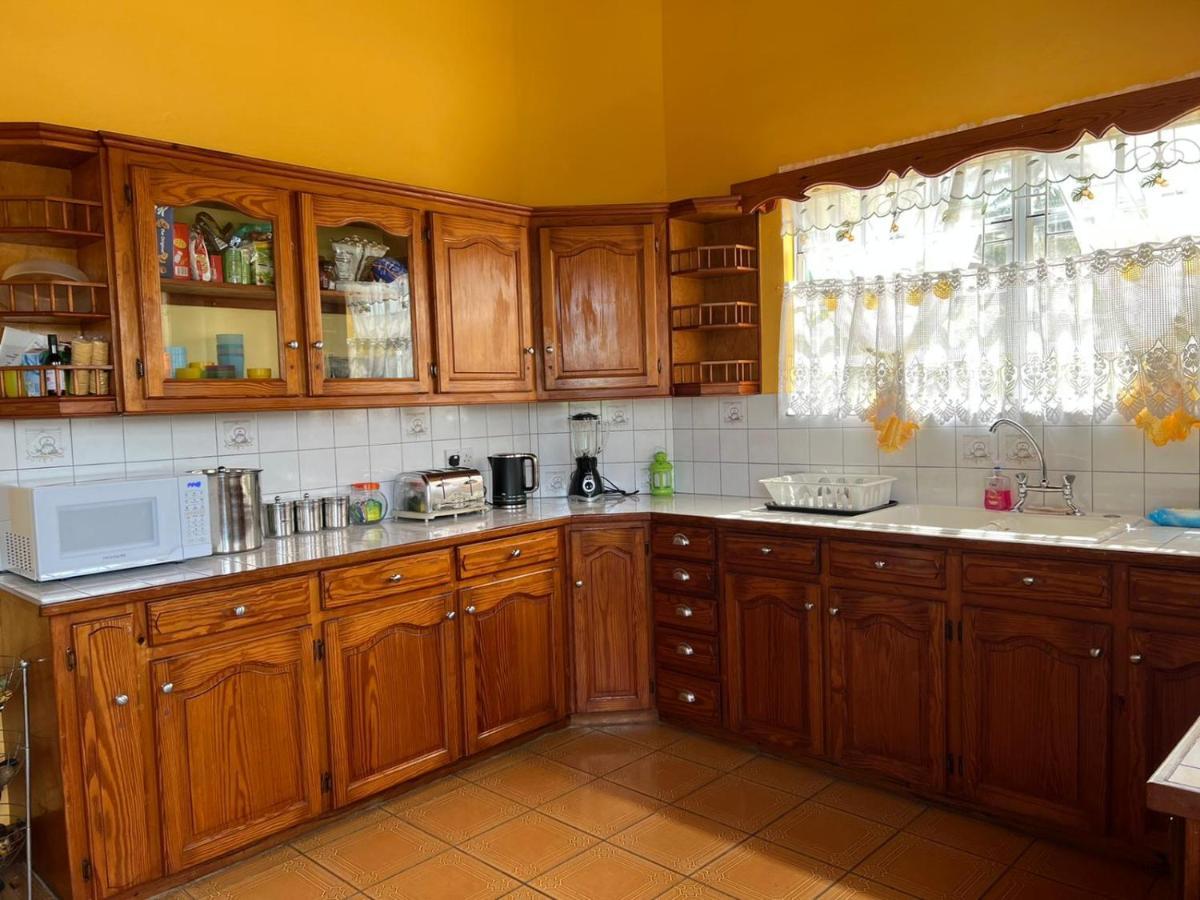 Delightful 4Bed Modern Villa With Wifi Гроз-Иле Экстерьер фото